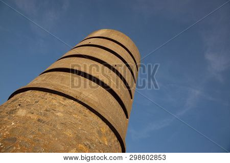 Martello Tower At Fort Saumarez, Used By The German Occupation Forces During World War 2 - Fort Saum