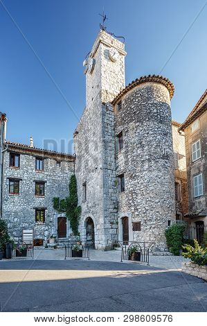 Tourrettes-sur-loup, France - August 12, 2017: Church Of Saint-gregoire In Narrow Street In The Old 
