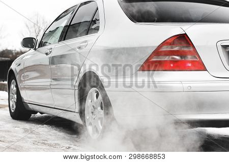 Kiev, Ukraine - November 22, 2018: The Back Of A Mercedes-benz S-class Car. Car In Winter