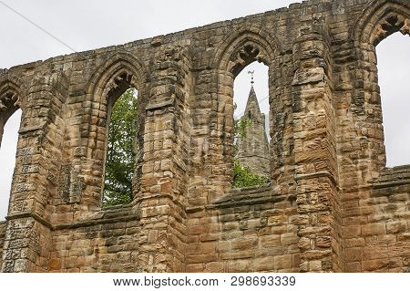 Medieval Romanesque Monastery And Benedictine Cemetery In The Scottish Town Of Dunfermline In Fife.