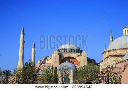 Istanbul/turkey-04.03.2019:exterior Of Hagia Sophiya,aya Sofiya