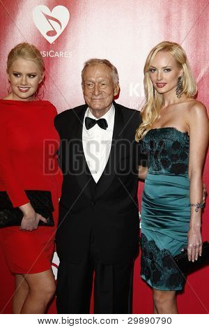 LOS ANGELES, Kalifornien - FEB 10: Hugh Hefner på 2012 MusiCares Person av den år hyllningen till Paul McCar