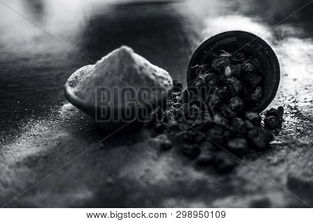 Popular Indian & Asian Ayurvedic Organic Herb Musli Or Chlorophytum Borivilianum Or Curculigo Orchio