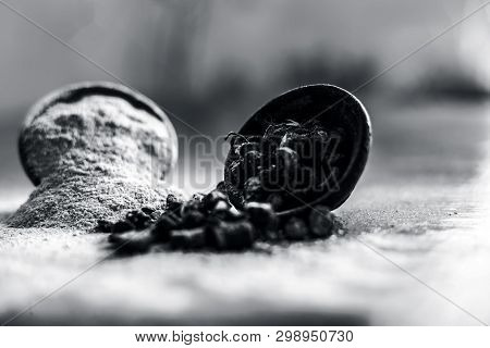 Popular Indian & Asian Ayurvedic Organic Herb Musli Or Chlorophytum Borivilianum Or Curculigo Orchio