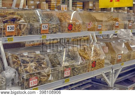 Russia, St. Petersburg 20.05.2020 Dried Fish In A Supermarket