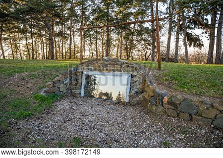 Pichora Marcomanni Burial Ground South Of Dobrichov In The Kolin Region Czech Republic. Archaeologic