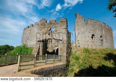Restormel Castle Near Lostwithiel . This Is One Of The Four Chief Norman Castles Of Cornwall. The Ca