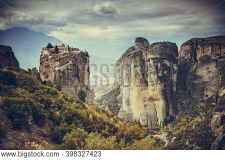 Monastery Of The Holy Trinity On Cliff. Greek Destinations. The Meteora Monasteries, Greece Kalambak
