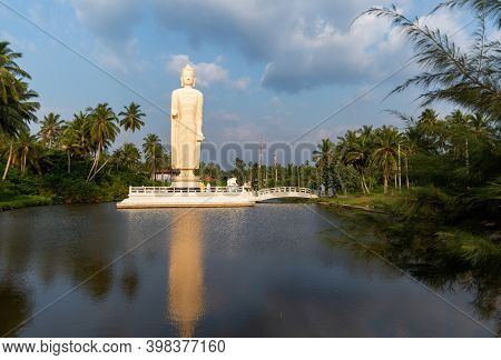Buddha Statue - Tsunami Memorial In Peraliya, Sri Lanka