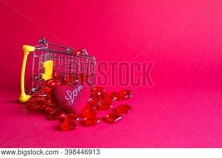 Shopping Cart With Glass Red Hearts-buying Gifts For Loved Ones, Couples In Love On Valentine\'s Day