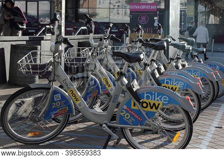Kiev. Ukraine. Krasnoarmeyskaya Street, 25. December 2020. Bicycle Parking For Rent In The City Cent