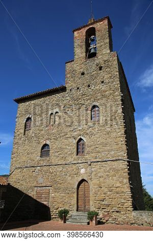 Medieval Palaces In The Town Of Panicale In Umbria, Italy. High Quality Photo