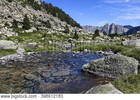 Ratera River, Aigües Tortes I Estany De Sant Maurici National Park, Lleida.