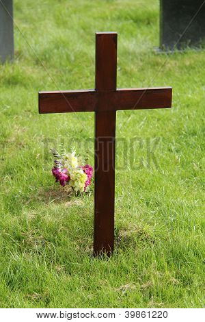 Dřevěný kříž.