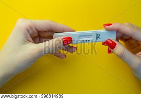 Negative Test Result By Using Rapid Test For Covid-19, Quick Fast Antibody Point Of Care Testing. La