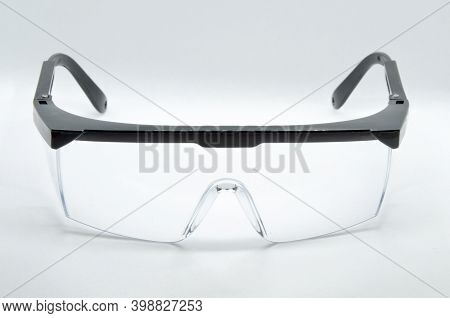 Protective Workwear To Protect Human Eyes, Safety Glasses