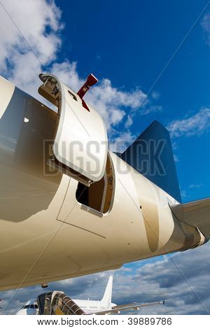 offene Tür im jet