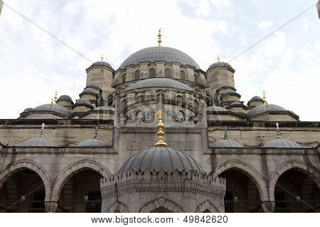 Eminonu New Mosque