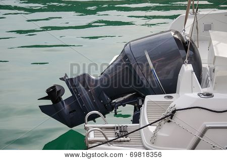 Outboard Motor