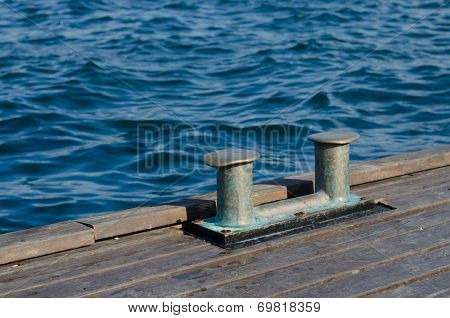 Double Mooring Bollard