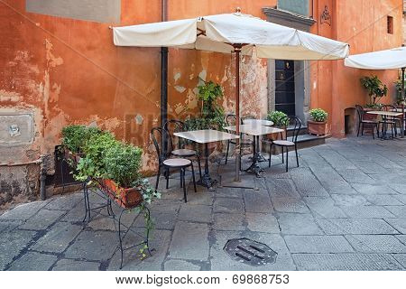 Lucca - outdoor dining nook in Tuscany, Italy