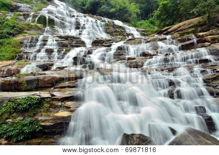 Maeya Waterfal