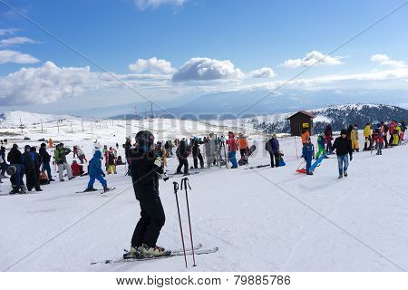 Skiers Enjoy The Snow At Kaimaktsalan Ski Center, In Greece. Recently At The Ski Center Every Lift H