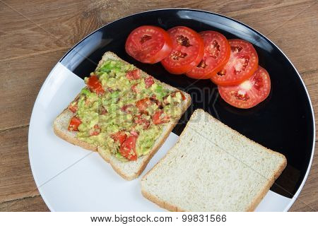 Avocado Sauce And Whole Wheat