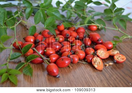 Rose Hips red