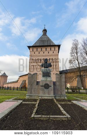 Suzdal, Russia -06.11.2015. Dmitry Pozharsky monument in square in front St. Euthymius monastery at