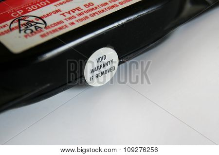 Warranty Warning label on a tehnical product