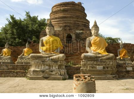 Ayutthaya Buddha 4