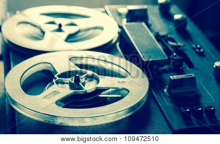 Old portable reel tube tape-recorder