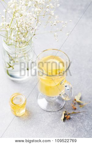 Mulled White Wine Spicy hot tea