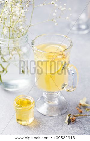 Mulled White Wine Spicy hot tea
