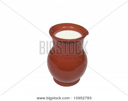 Ton-Krug mit Milch