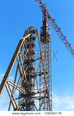 Construction cranes