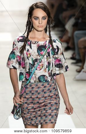 Nicole Miller - Spring 2016 Collection