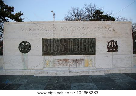 Memorial sign at the Verrazano Narrows Bridge