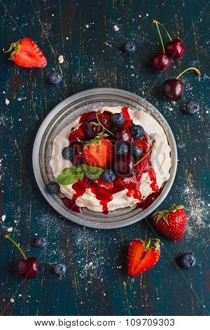 Meringues Pavlova Cake With Fresh Berries