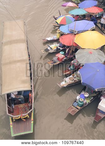 Water Market At Amphawa - Samut Songkhram, Thailand