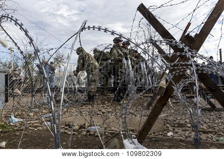 The Army Of F.y.r. Of Macedonia Continues The Fence Construction At The Greek - Fyrom Border To Stop