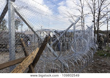 The Army Of F.y.r. Of Macedonia Continues The Fence Construction At The Greek - Fyrom Border To Stop