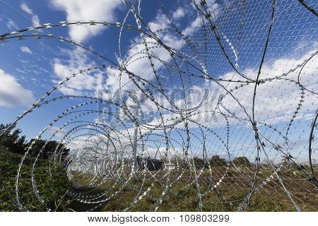 The Army Of F.y.r. Of Macedonia Continues The Fence Construction At The Greek - Fyrom Border To Stop