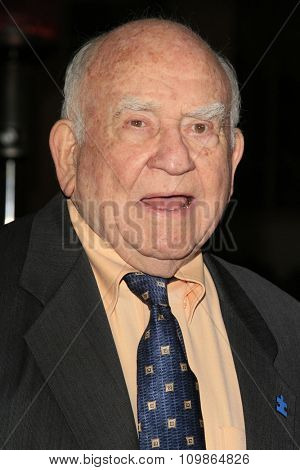 LOS ANGELES - FEB 15:  Ed Asner at the Make-Up Artists And Hair Stylists Guild Awards 2014 at the Paramount Theater on February 15, 2014 in Los Angeles, CA