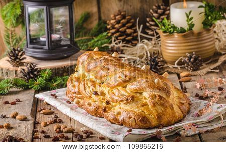Traditional Czech Christmas Cake
