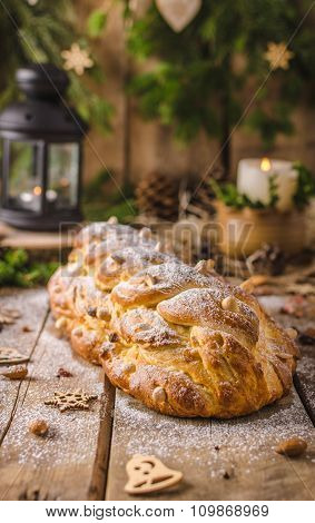 Traditional Czech Christmas Cake