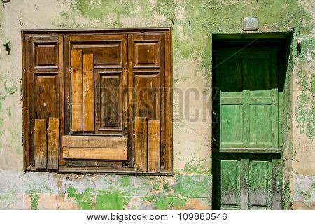 Rustic Door And Window, Banos De Montemayo