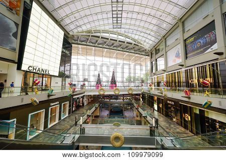 SINGAPORE - NOVEMBER 08, 2015: interior of The Shoppes at Marina Bay Sands. The Shoppes at Marina Bay Sands is one of Singapore's largest luxury shopping malls