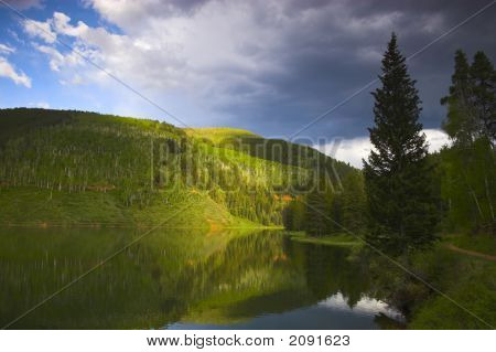 Alpejskie jezioro